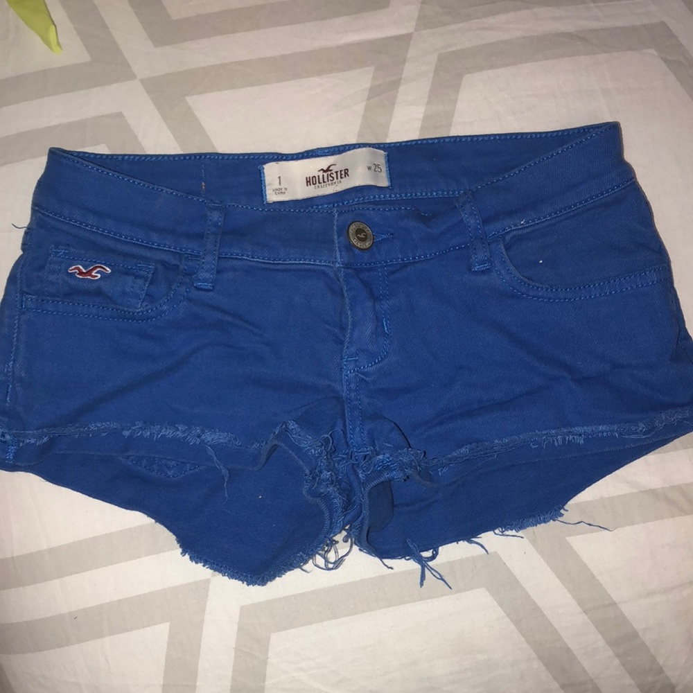 Blue hollister shorts